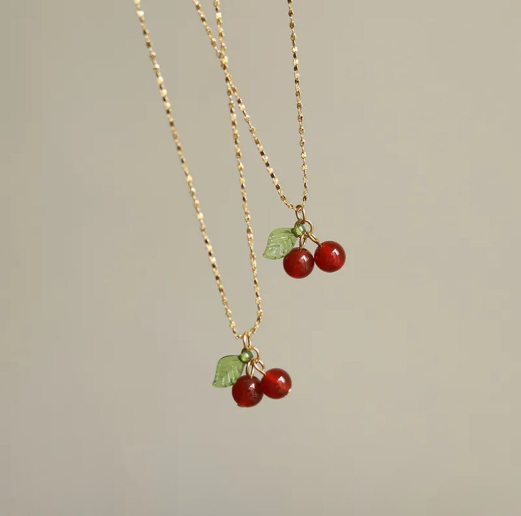 Collar Cherry