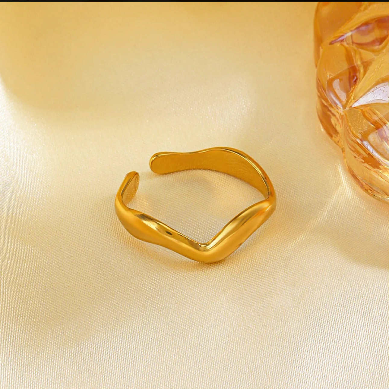 Anillo Wavy
