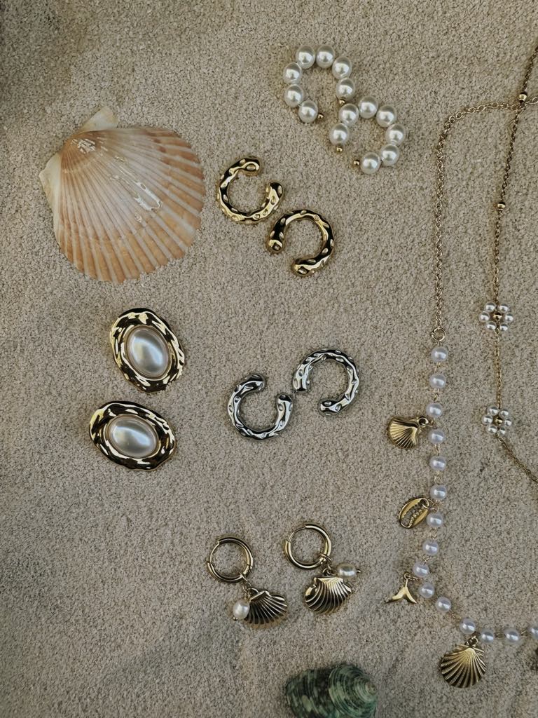SUMMER COLLECTION