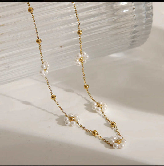 Collar Florecita